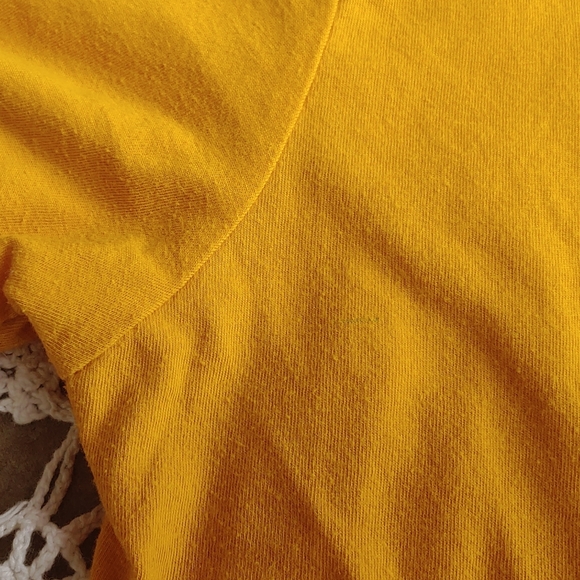 Y2K Cold Crush Happy Camper Crop Top - Picture 6 of 6